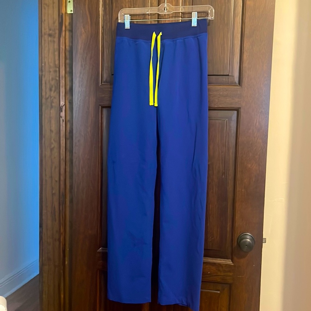 FIGS LIVINGSTON- ELECTRIC BLUE (limited release) - XXS Tall